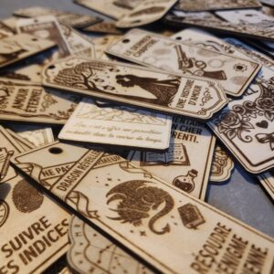 Marque-page en bois gravé - Thème au choix - 10,90 euros l'un 25 les trois -